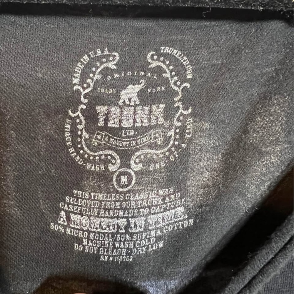 TRUNK LTD Def Leppard distressed Tee sz M - Picture 3 of 3